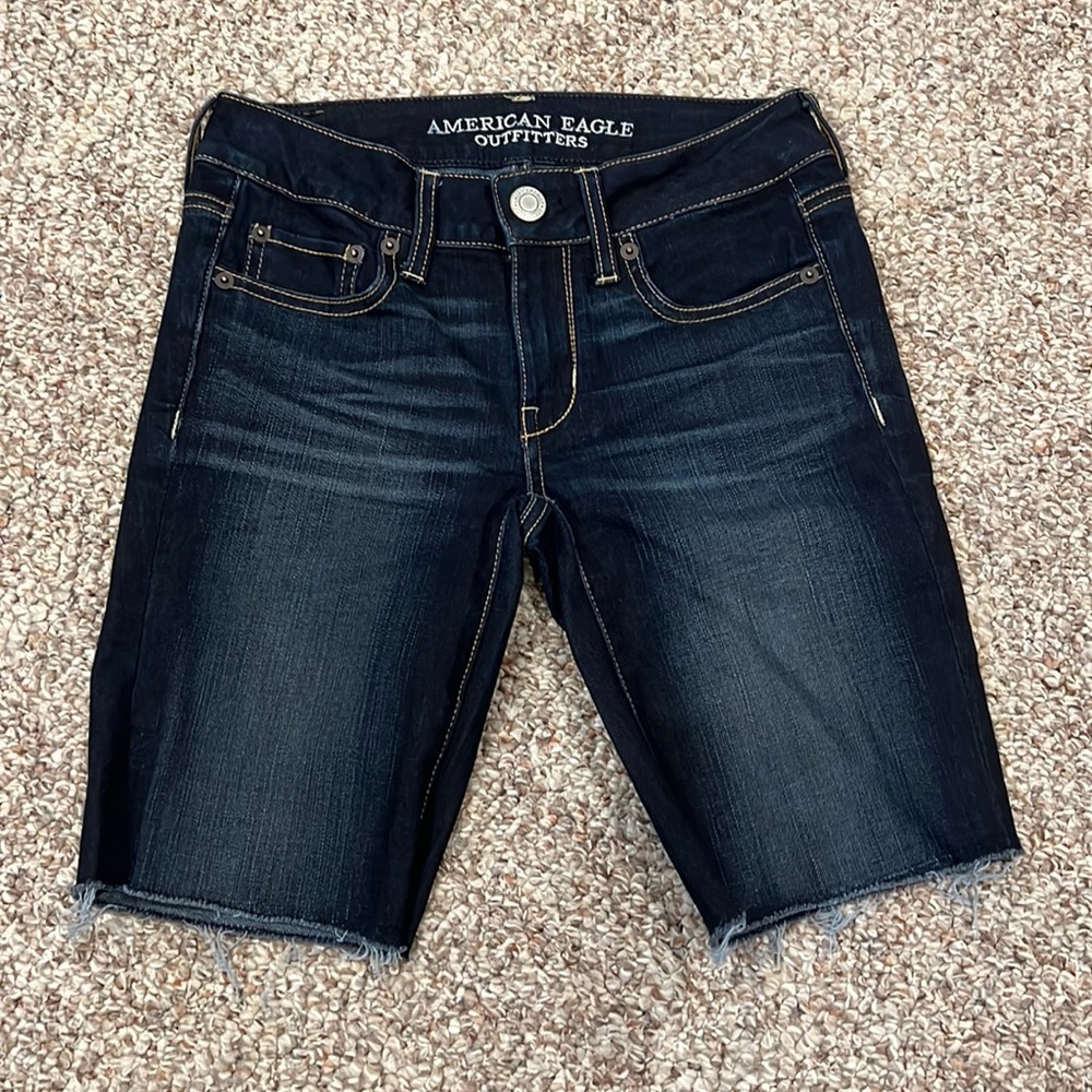 EUC! American Eagle Jean Shorts. SZ 0